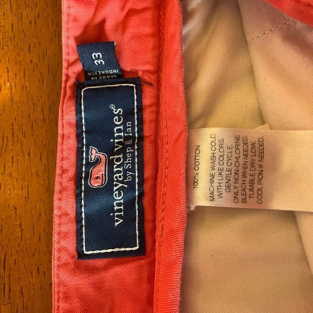 Men’s Vineyard Vines 9” Short. 33”. Salmon - Picture 8 of 10